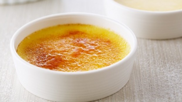 Classic Vanilla Bean Crème Brûlée