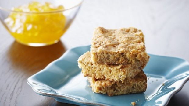 Flourless Shortbread with Apple Pie Preserves