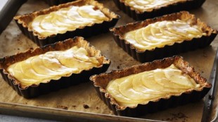 Flourless French Apple Tarts