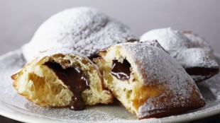 Truffle Centred Beignets